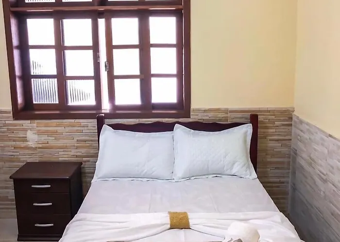 Hospedagem Econômica By Bia Penha 